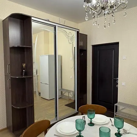 Gagarin Plaza Evelinss Apartament *